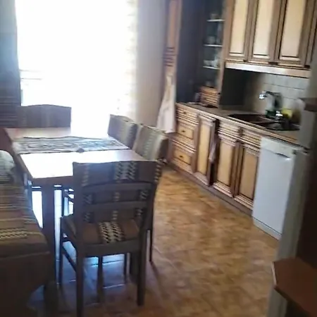 Memory Lane Apartment *